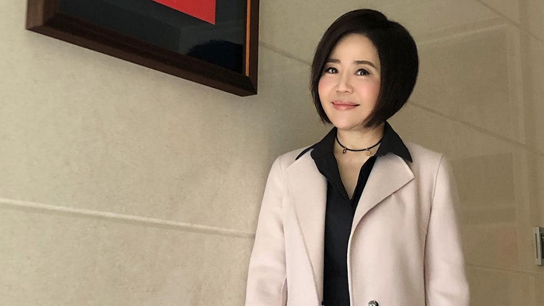 說榜首太誇張!于美人考上政大 急澄清「背後真相」