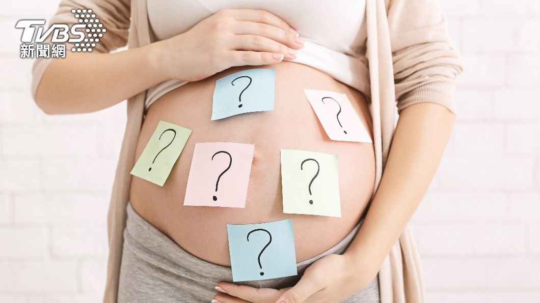 女童腹部竟大得跟孕婦一樣。(示意圖/shutterstock達志影像)
