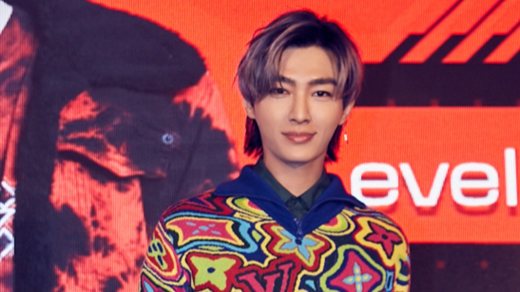 炎亞綸隱瞞父母闖演藝圈 親認男團會「搞小團體」