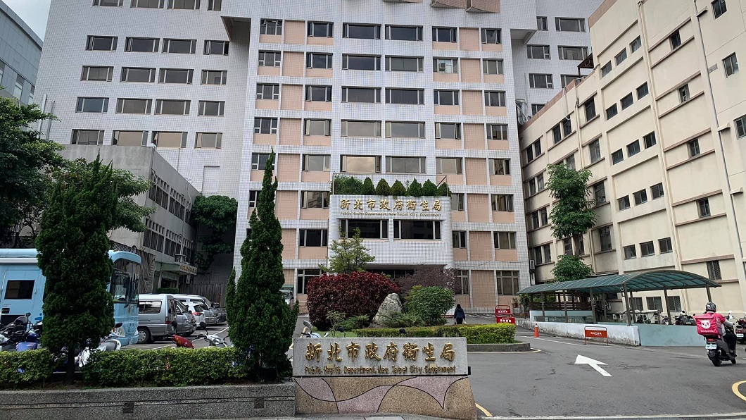 公務員請病假5月 被爆逛街出遊20萬薪水照領