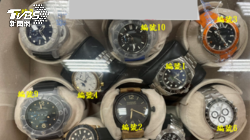 徐宿良名錶遭查扣。(圖/桃園地檢署提供)