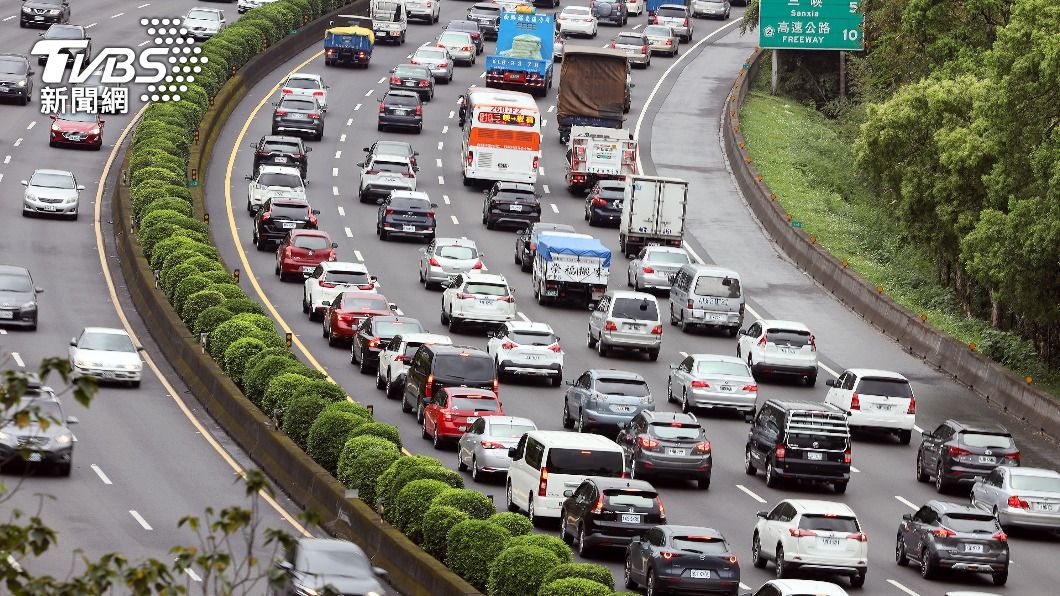 清明連假車潮狂湧!9大地雷路段出爐 國5恐塞到深夜