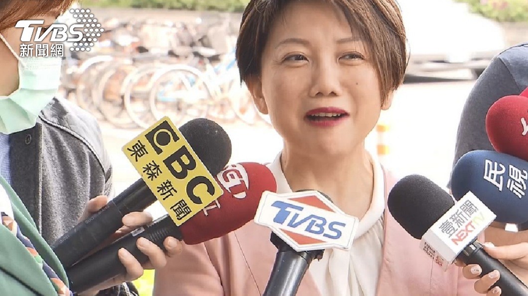 3+11成破口? 范雲被罵翻:沒妳就沒今天180例
