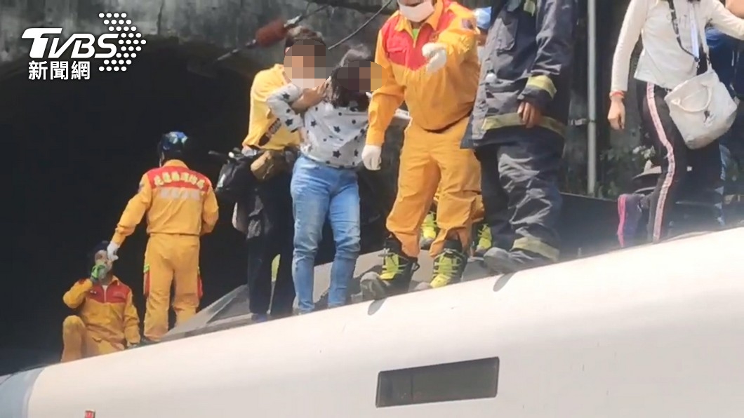 太魯閣號出軌奪命 320乘客身分證「台東V開頭」