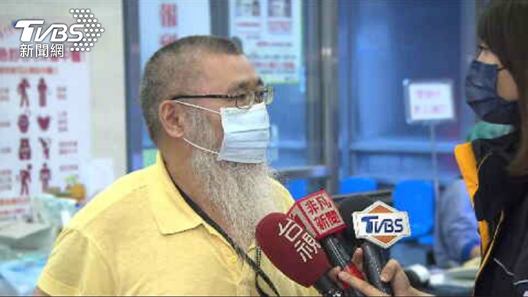 祖父母悲憶愛孫。(圖/TVBS)