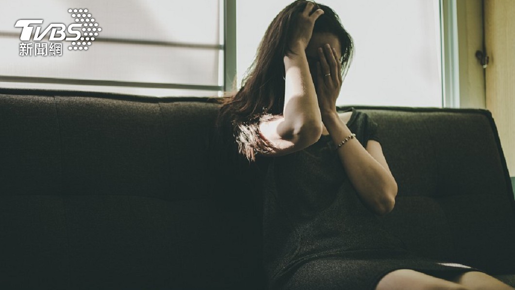 「出軌戀上小王」尪不離婚 女淚訴:把我當在賣的