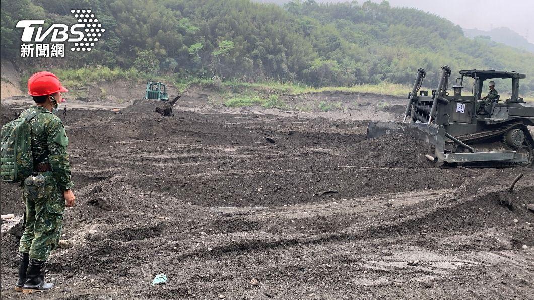 國軍進駐 明德、石門水庫清淤大作戰