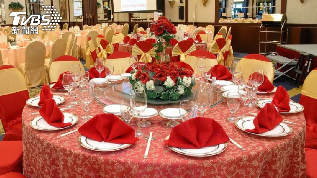 通常婚宴的地點也會影響包紅包的金額多寡。（示意圖／shutterstock 達志影像）