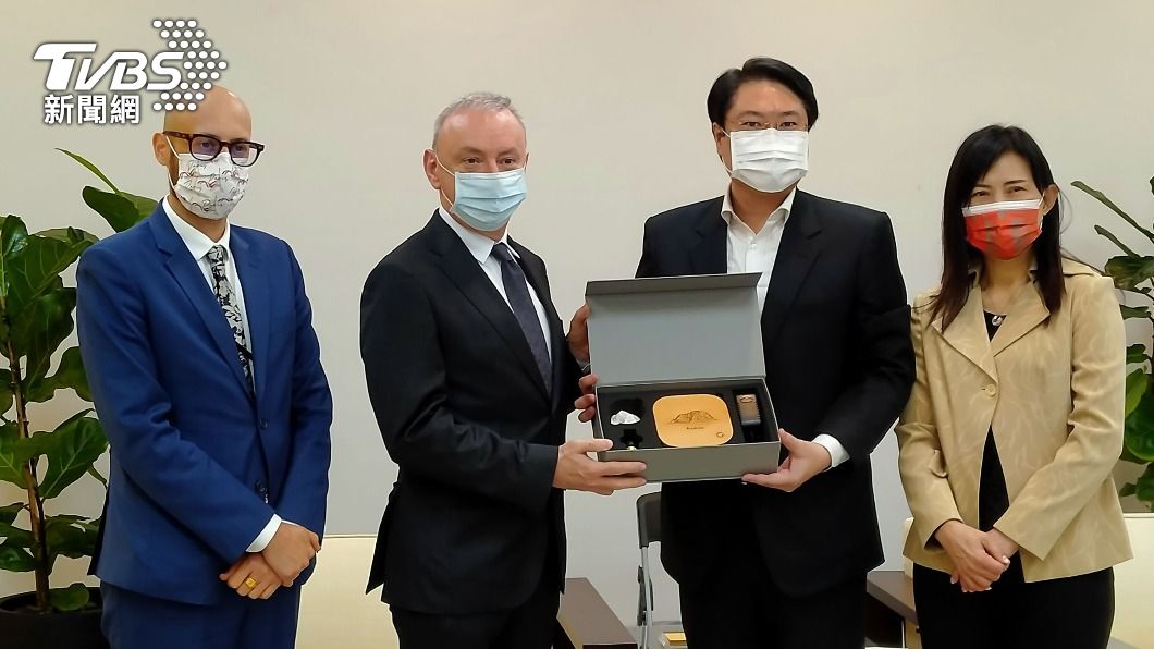 法國在台協會主任訪基隆　林右昌盼有更多交流