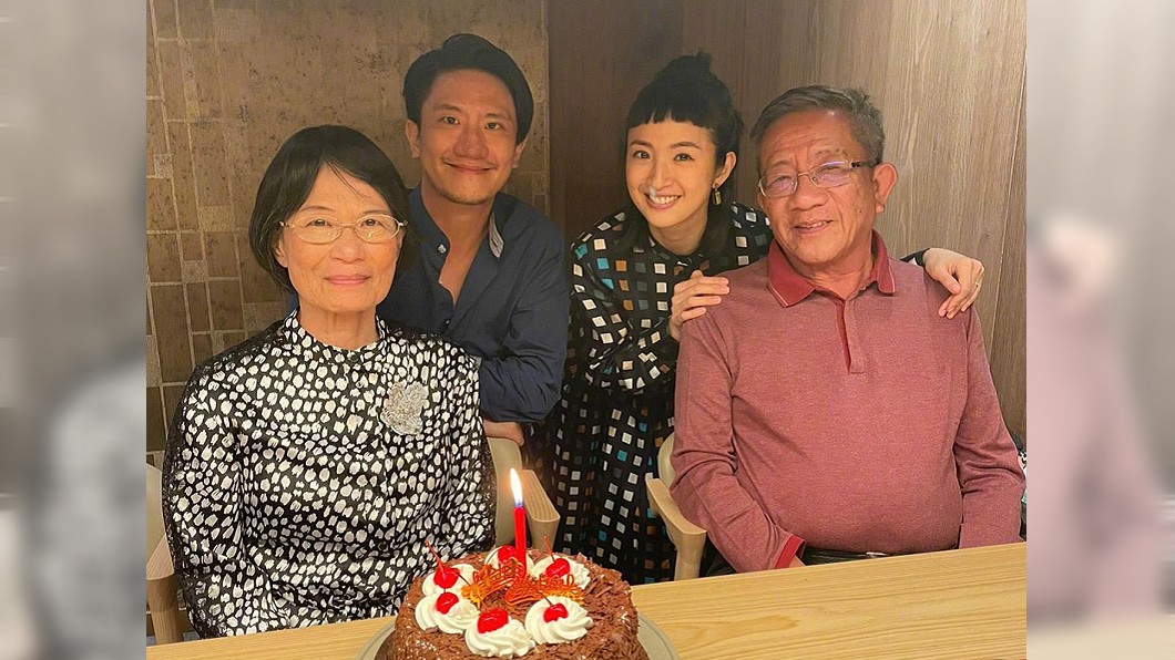 林依晨與老公結婚多年。（圖／翻攝自林依晨微博）
