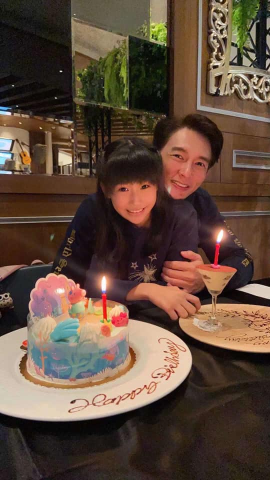 溫昇豪為8歲女兒「小晴天」慶生。(圖/翻攝自溫昇豪臉書)