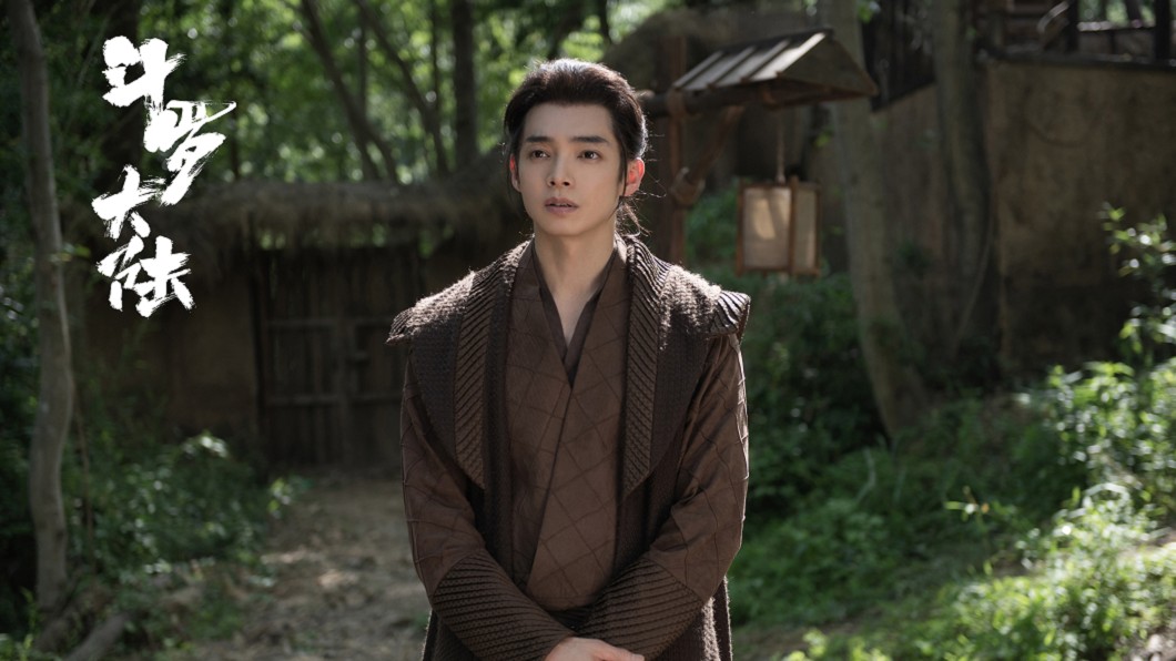 辰亦儒在《斗羅大陸》中扮演大師角色。(圖/LiTV)