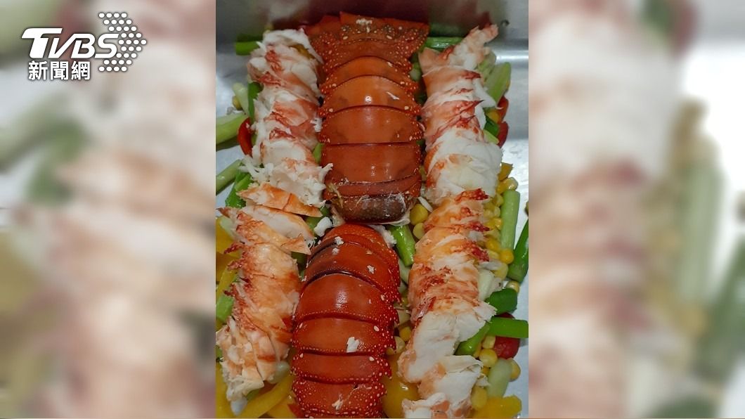 太幸福!國小超狂營養午餐「龍蝦端上桌」 師生大讚