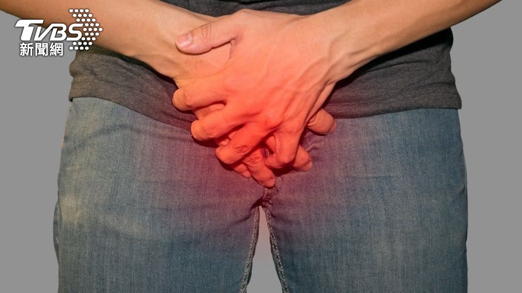 醫師提醒天氣變熱,避免穿太緊流汗摩擦恐導致囊腫。(示意圖/shutterstock 達志影像)