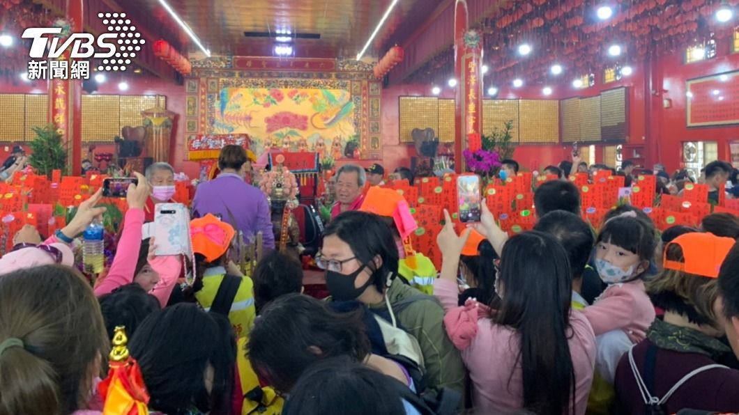 睽違10年! 白沙屯媽祖駐駕「六房媽紅壇」
