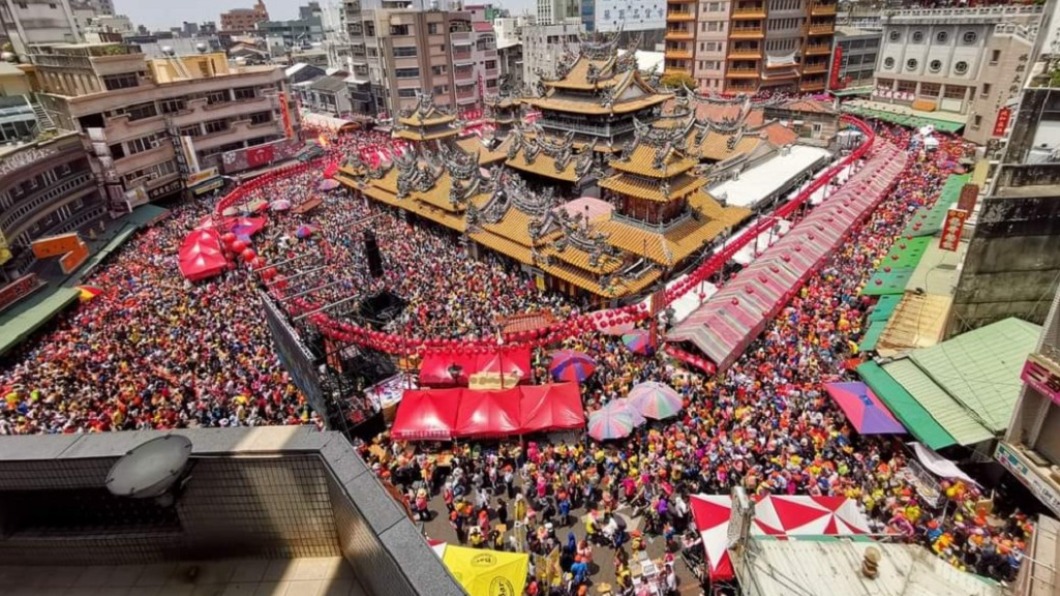 苗栗拱天宮白沙屯媽祖行經雲林,吸引近10萬名信徒共襄盛舉。(圖/翻攝自白沙屯拱天宮臉書)