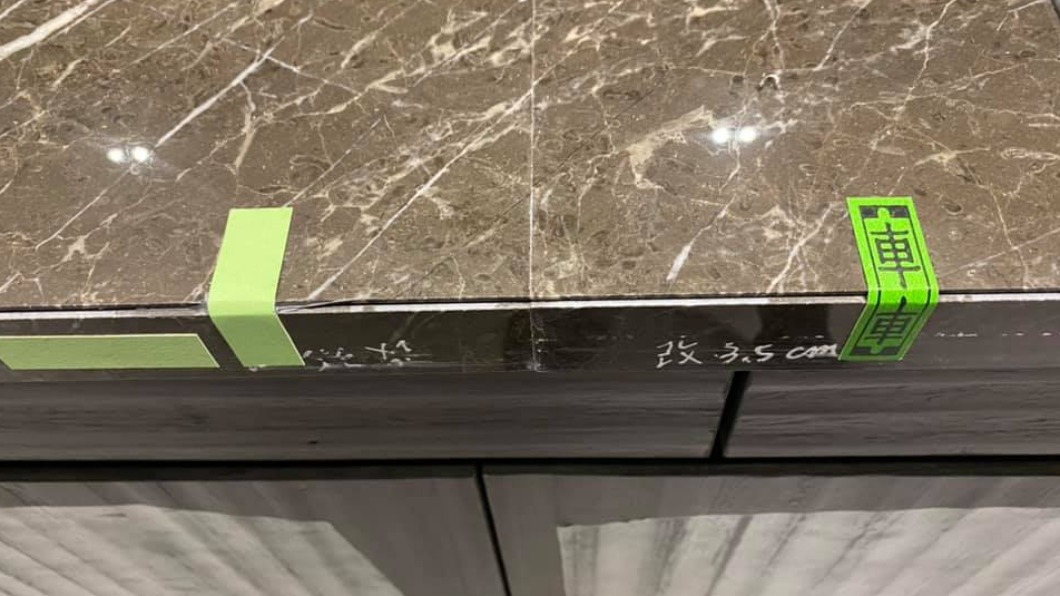 內行人指出施工師傅愛用四色牌的原因。(圖/翻攝自「爆系知識家」)