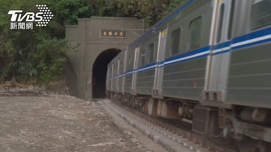 歷經17天搶通，清水隧道今日恢復通車。（圖／TVBS）