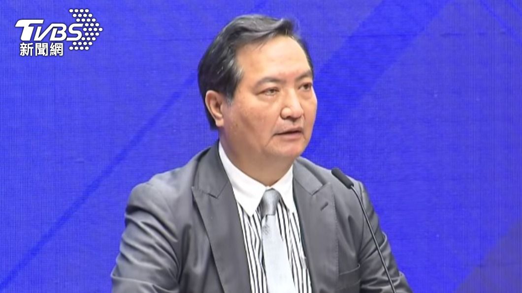 行政院發言人羅秉成宣布人事調整。(圖/TVBS)