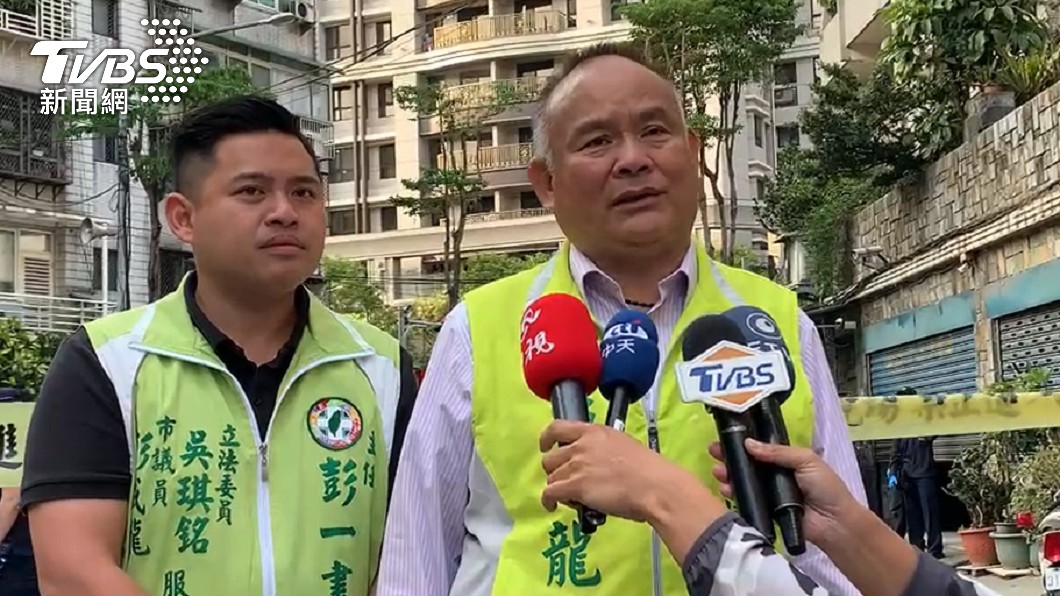 彭成龍見義勇為以車擋嫌犯。(圖/TVBS)