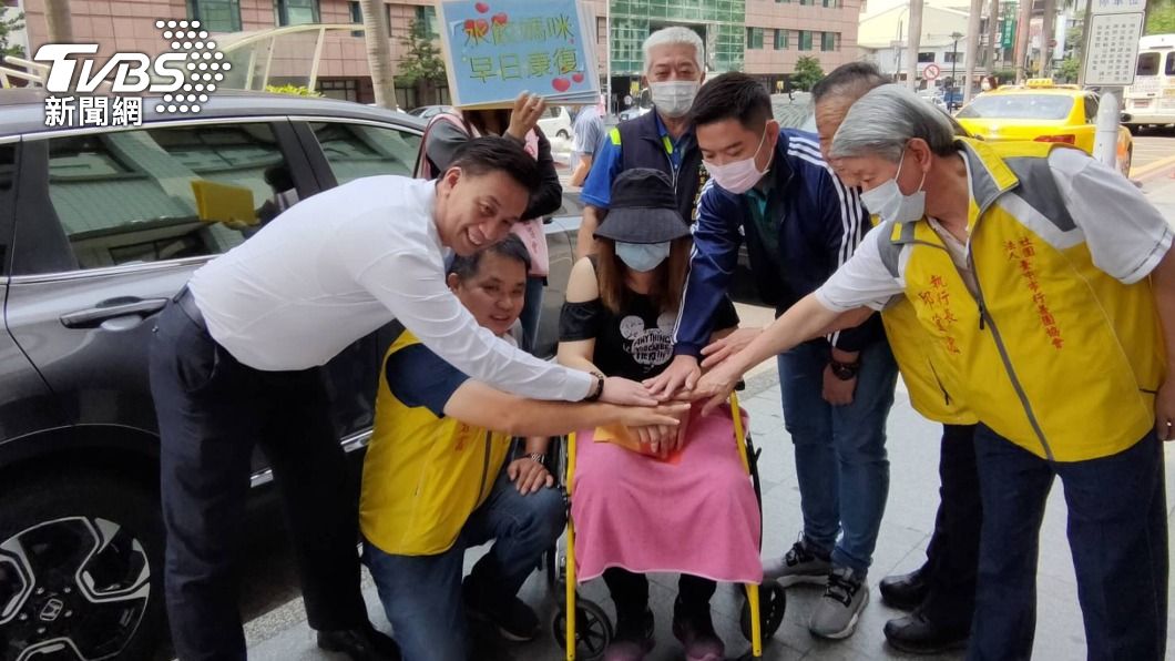 包水餃撐家計…小二女罹血癌 單親媽中風經濟陷困境