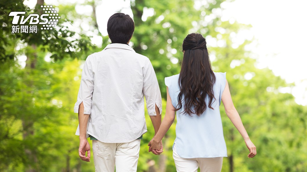 閨蜜變「歸ME」容易讓友誼小船翻覆。(示意圖/shutterstock達志影像)