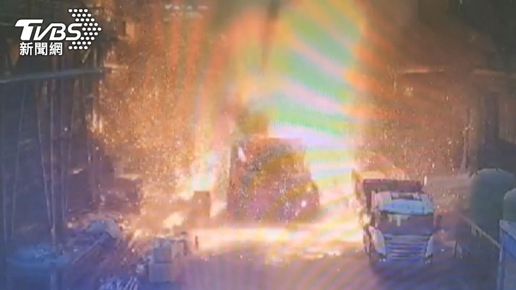 台中豐興鋼鐵爐渣車爆炸 「千度鐵漿」潑濺2男傷