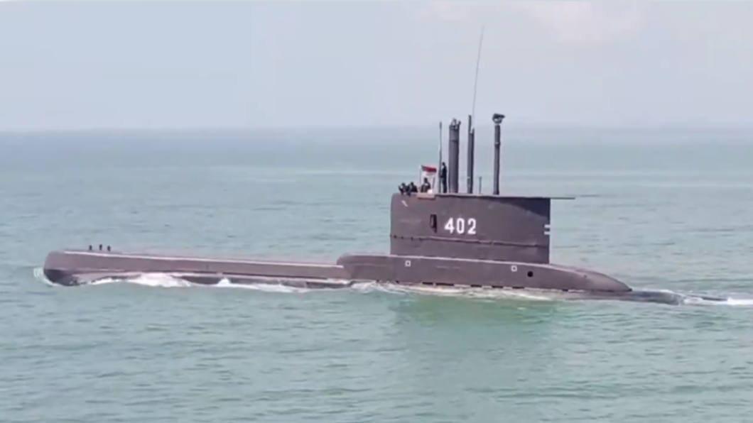 潛艦峇里島海域失聯 印尼國軍求援:上面有53人