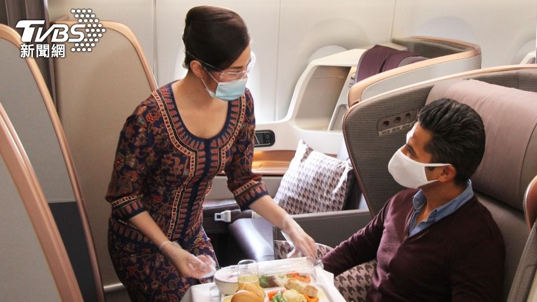 出國難！新航辦互動活動　VR眼罩體驗A380豪華艙