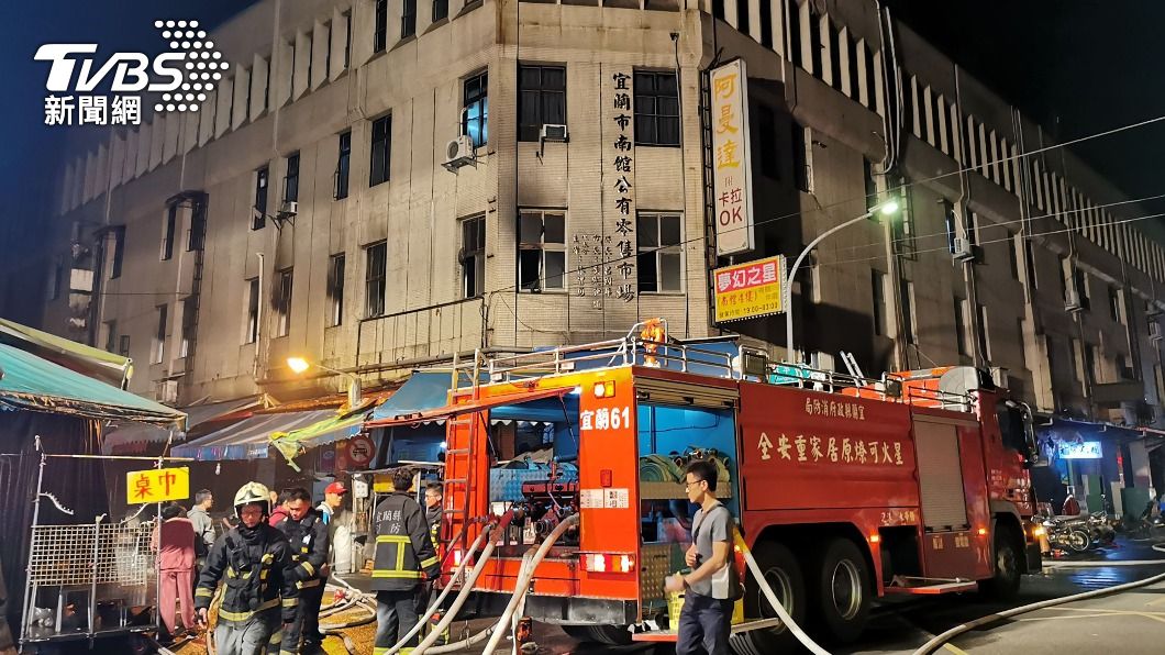 宜蘭市南館市場店家火警! 2人平安脫困