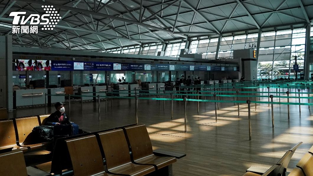 仁川機場擬對台旅客開放「不入境旅遊」。(圖/達志影像路透社)