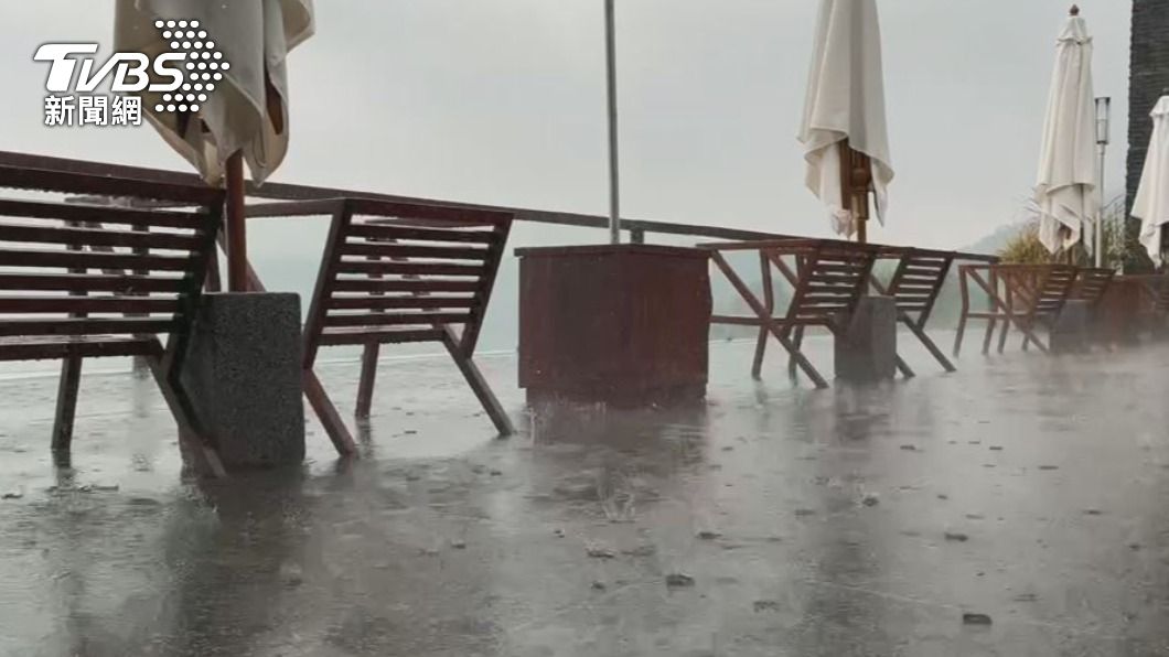 西南氣流帶來旺盛水氣 中南部「滂沱大雨」恐連下8天