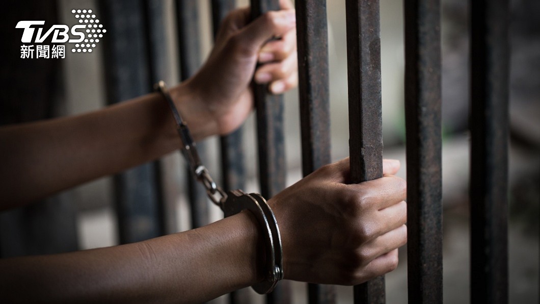 女方坦承外遇犯下重婚罪,最重恐面臨7年刑期。(示意圖/shutterstock 達志影像)