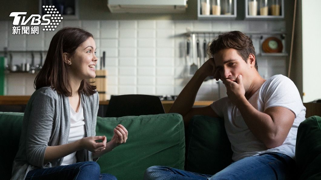 把「我說話比較直」當藉口的人，其實是不想改變自己。（示意圖／shutterstock達志影像）