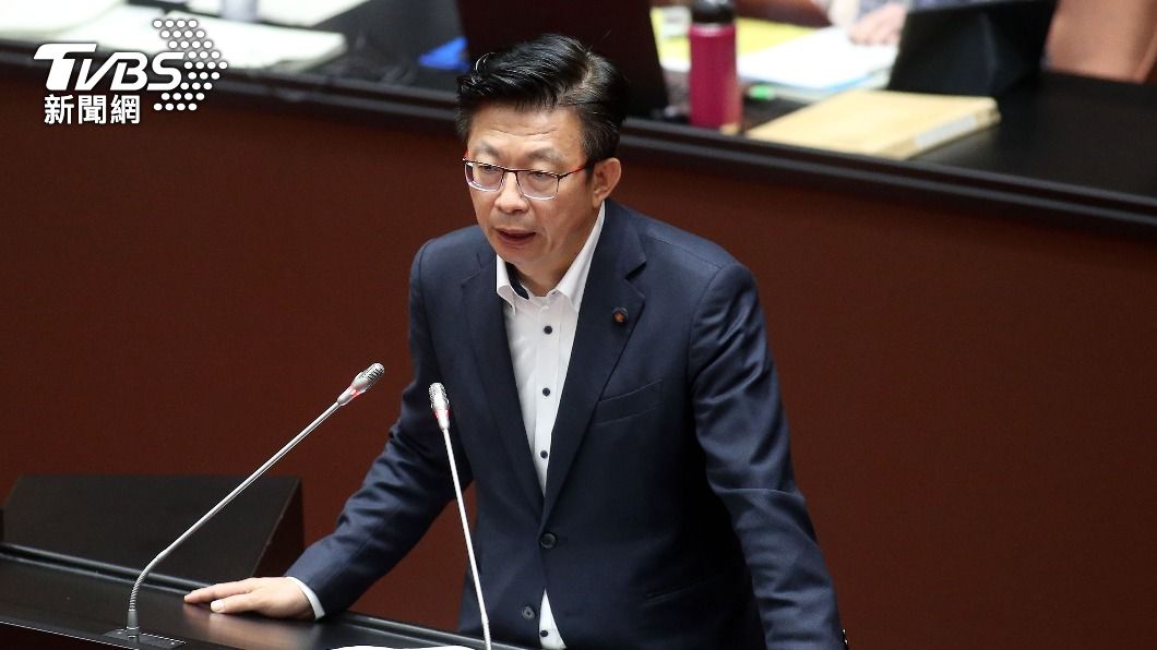 國務費除罪化初審爆衝突 召委郭國文宣布送出委員會
