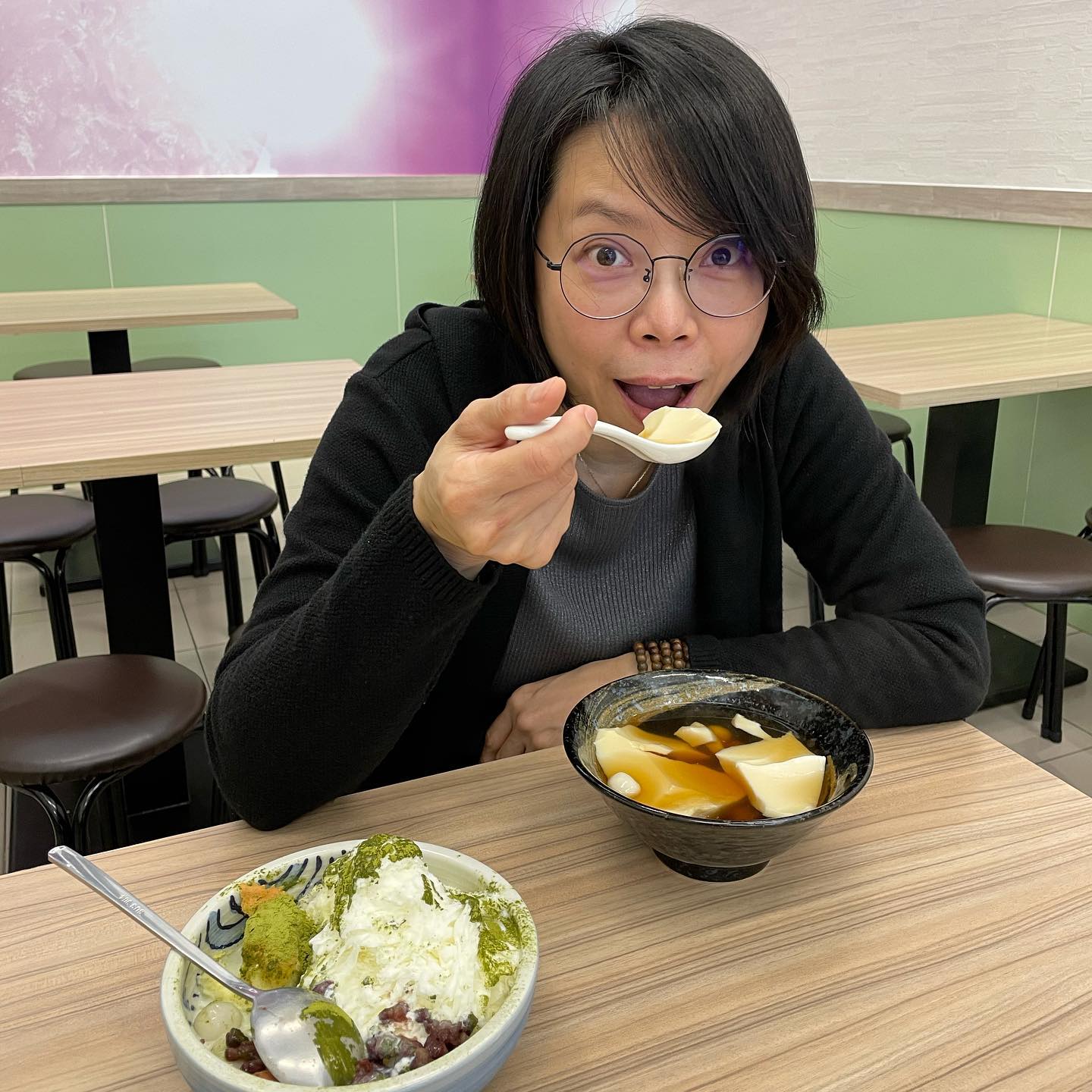 曾心梅近年來都忙著經營冰店副業。(圖/翻攝自曾心梅臉書)