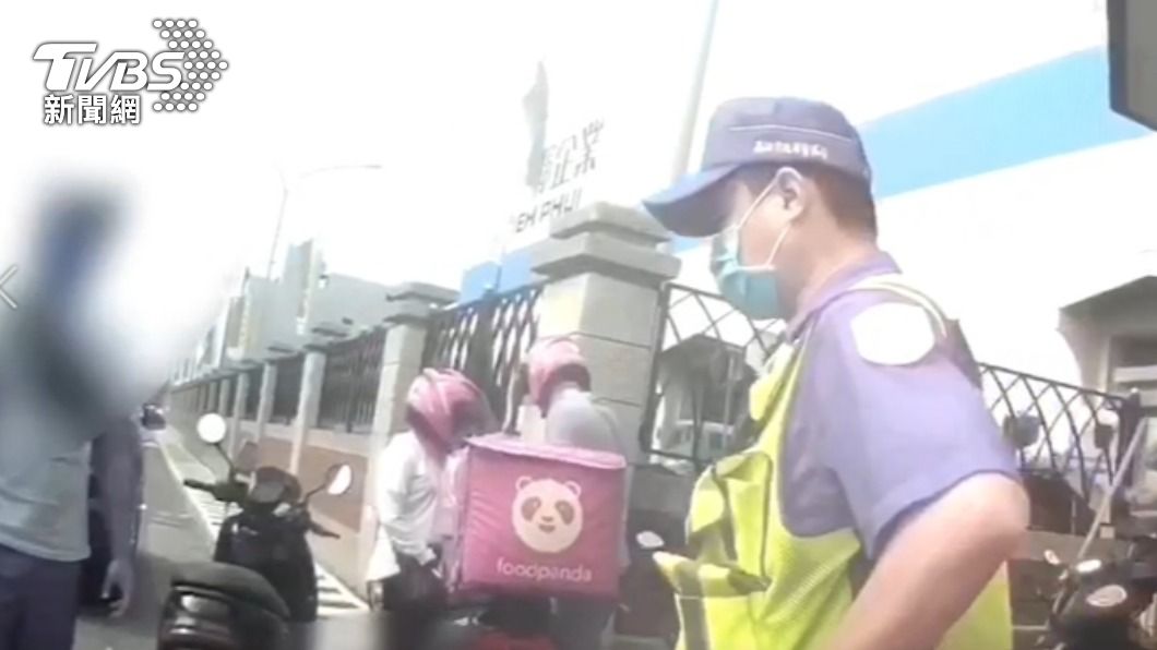 警方到場了解,雙方事後互告。(圖/TVBS)