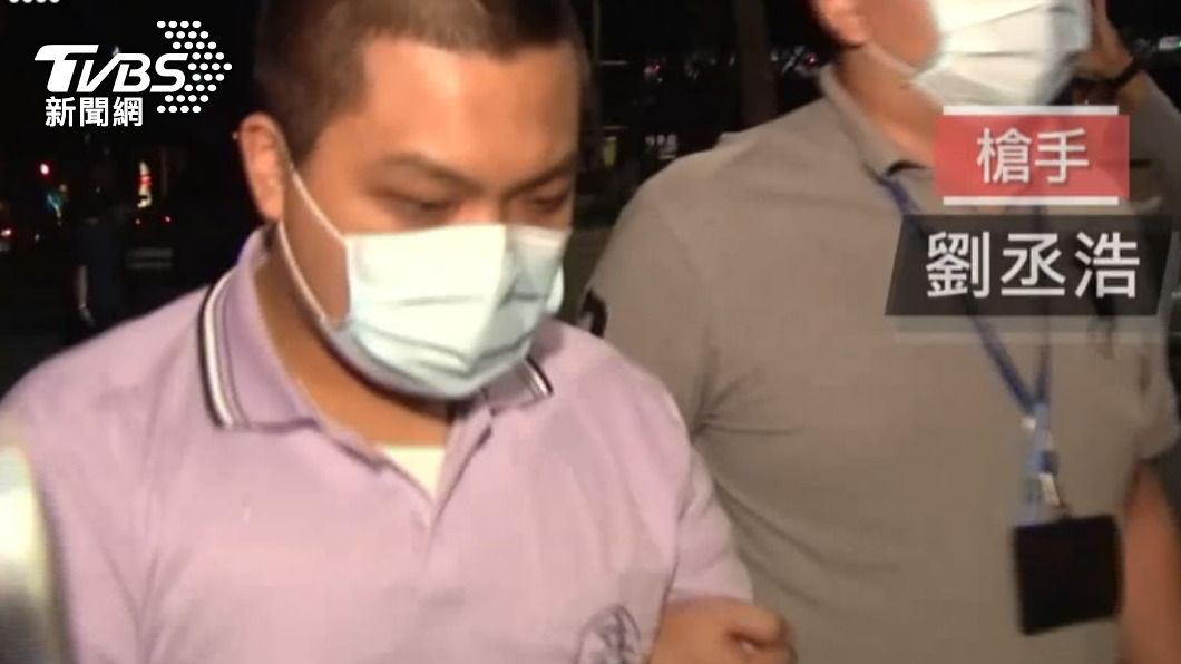 其中一次會面更是和槍殺館長的槍手劉丞浩會面。(圖/TVBS資料照)