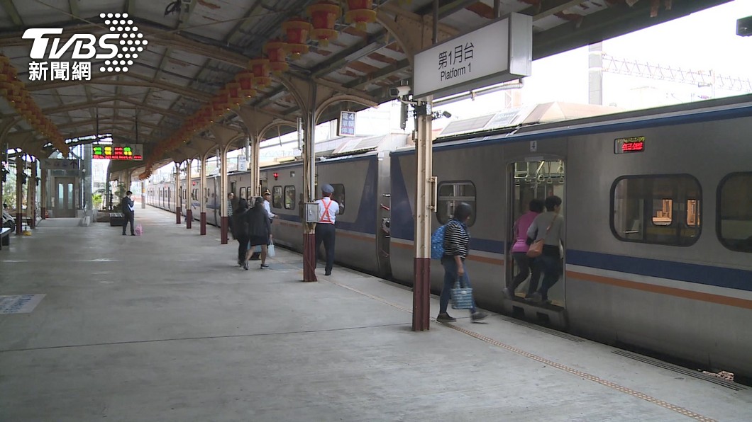 搶看台灣燈會！台鐵加開104區間快車　多用「這張」避塞人