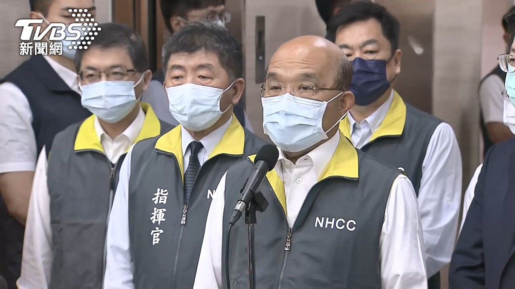 蘇揆稱疫苗覆蓋率亞洲名列前茅 藥師列數據吐槽