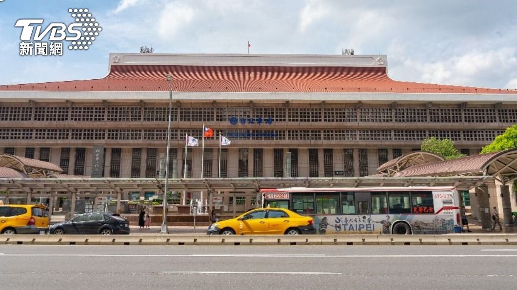 確診個案曾至機捷台北車站。(示意圖/shutterstock 達志影像)