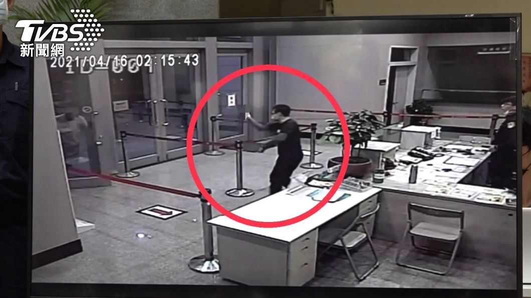松山分局之亂!教官曾比「中指」 挑釁黑幫爆二次衝突