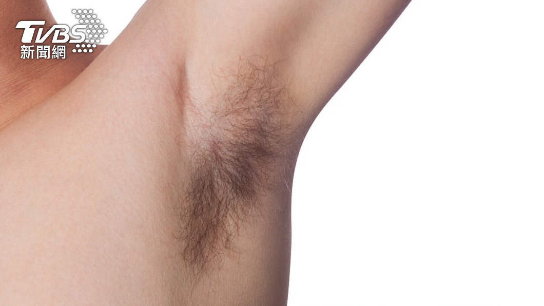 事後男網友發現一切都是腋毛打結惹禍。(示意圖/shutterstock 達志影像)