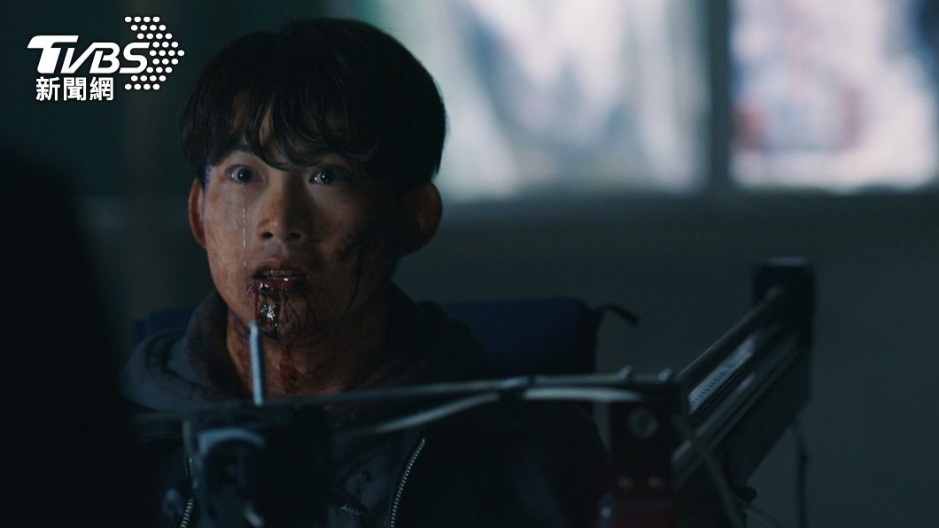 玉澤演哀求死個痛快!(圖/Netflix提供)