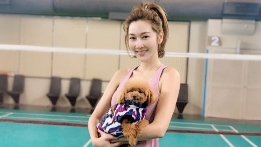 曾莞婷表示,非工作時間會盡量減少化妝次數。(圖/翻攝自曾莞婷IG)