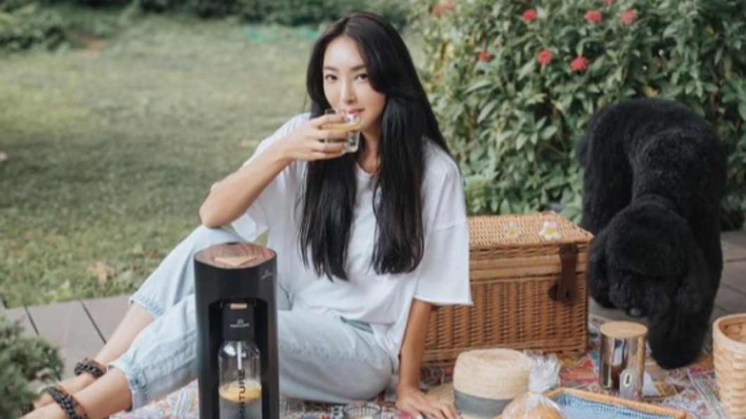歌手曹格妻子吳速玲。(圖/翻攝自吳速玲IG)