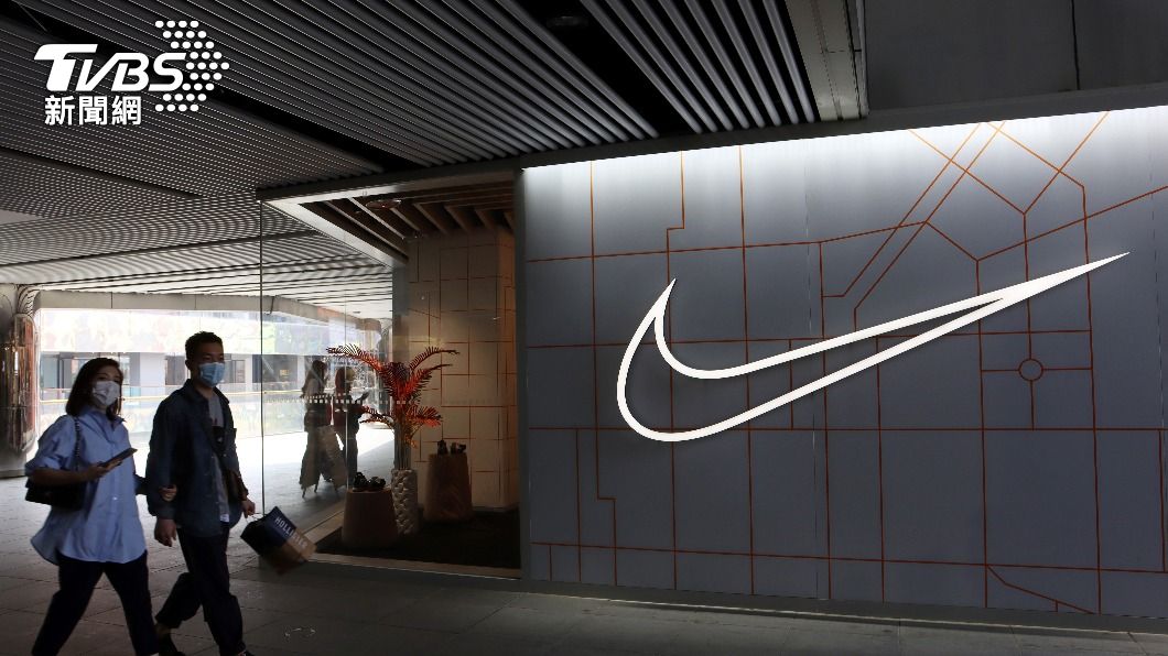 Nike因拒用新疆棉花聲明,遭中國大陸消費者抵制。(圖/達志影像路透社)