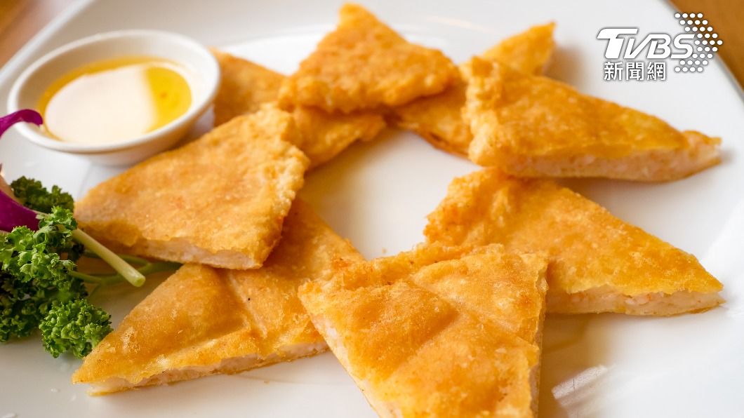 月亮蝦餅在台菜代表票選中受網友青睞。(示意圖/shutterstock 達志影像)