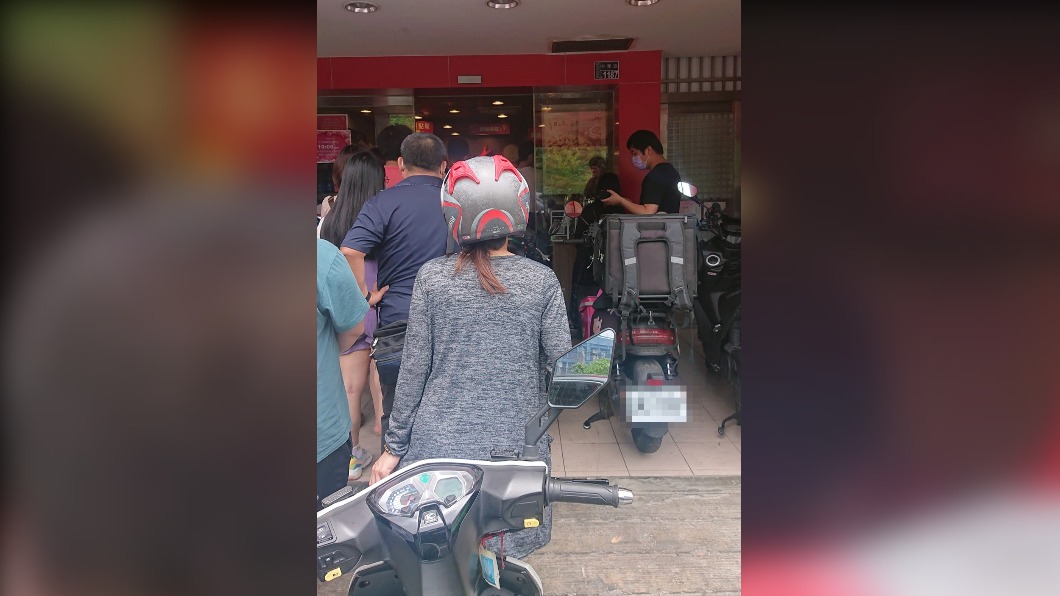 怒氣值HOT到家!必勝客訂單系統出包 顧客母親節餓肚
