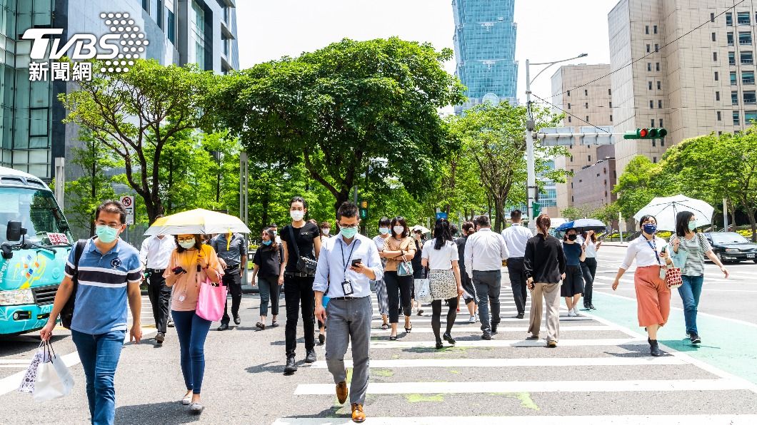 高雄許多年輕人選擇北漂工作。(示意圖/shutterstock 達志影像)